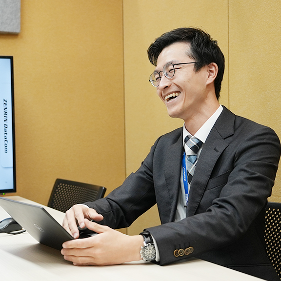 インタビュー写真